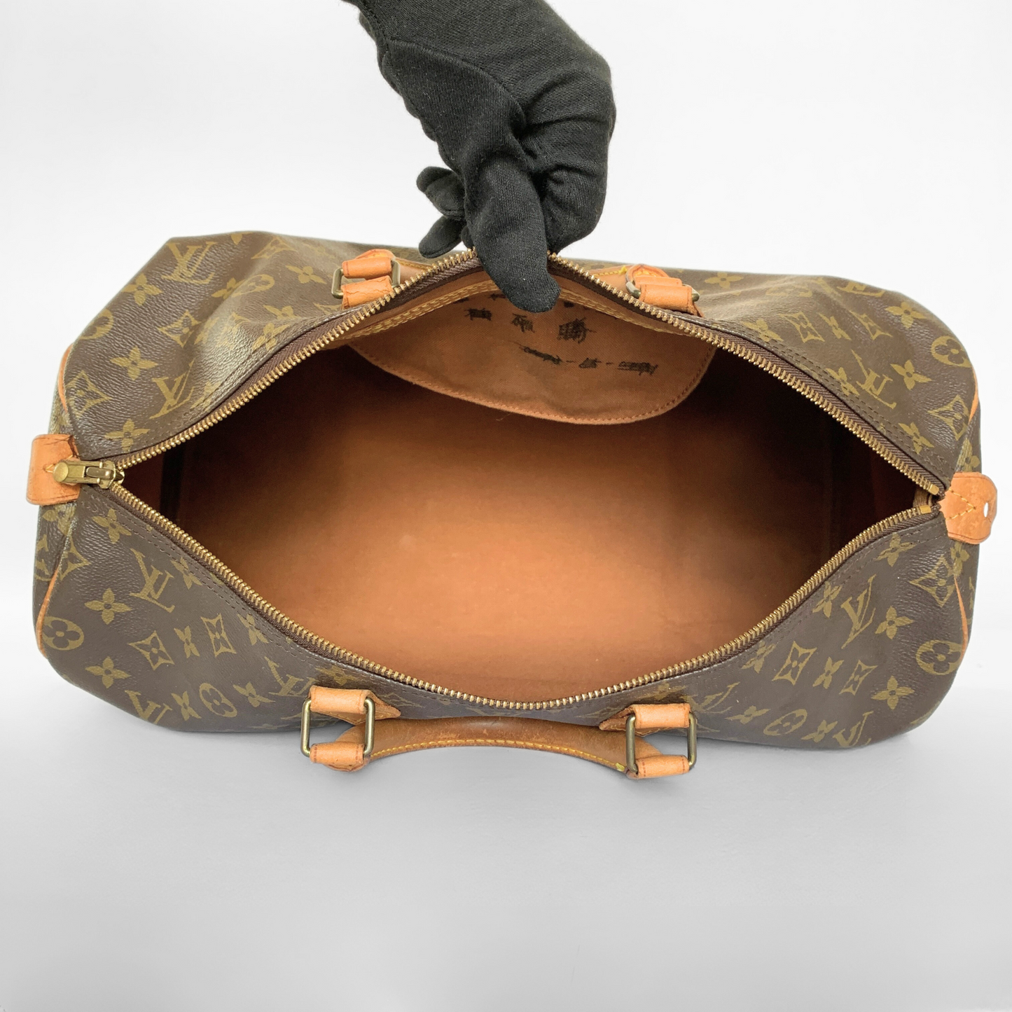 Louis Vuitton Speedy 40 Monogram Canvas