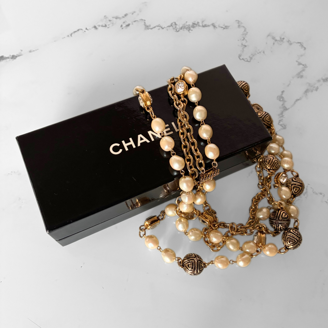 Chanel Pearl Necklace Gold Plated