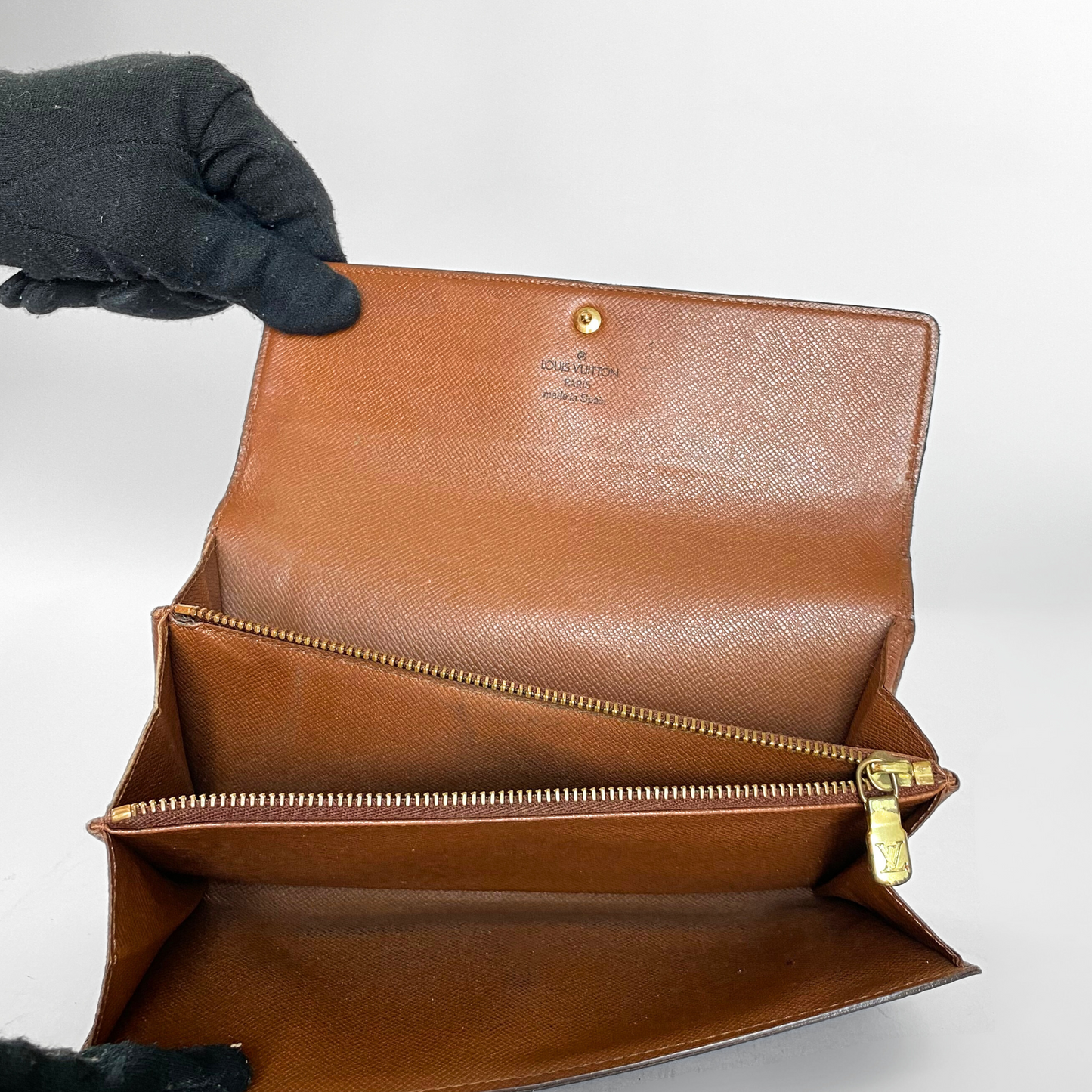 Louis Vuitton Wallet Large Monogram Canvas