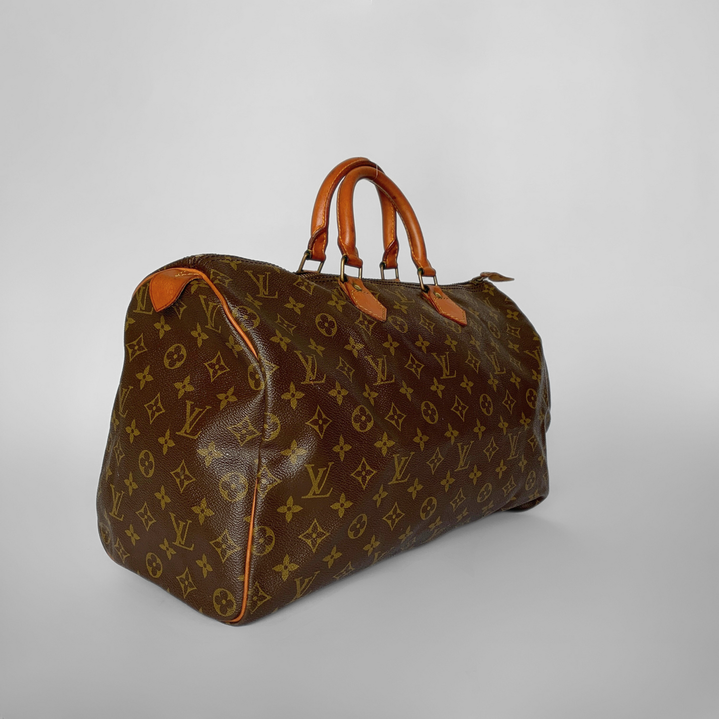 Louis Vuitton Speedy 40 Monogram Canvas