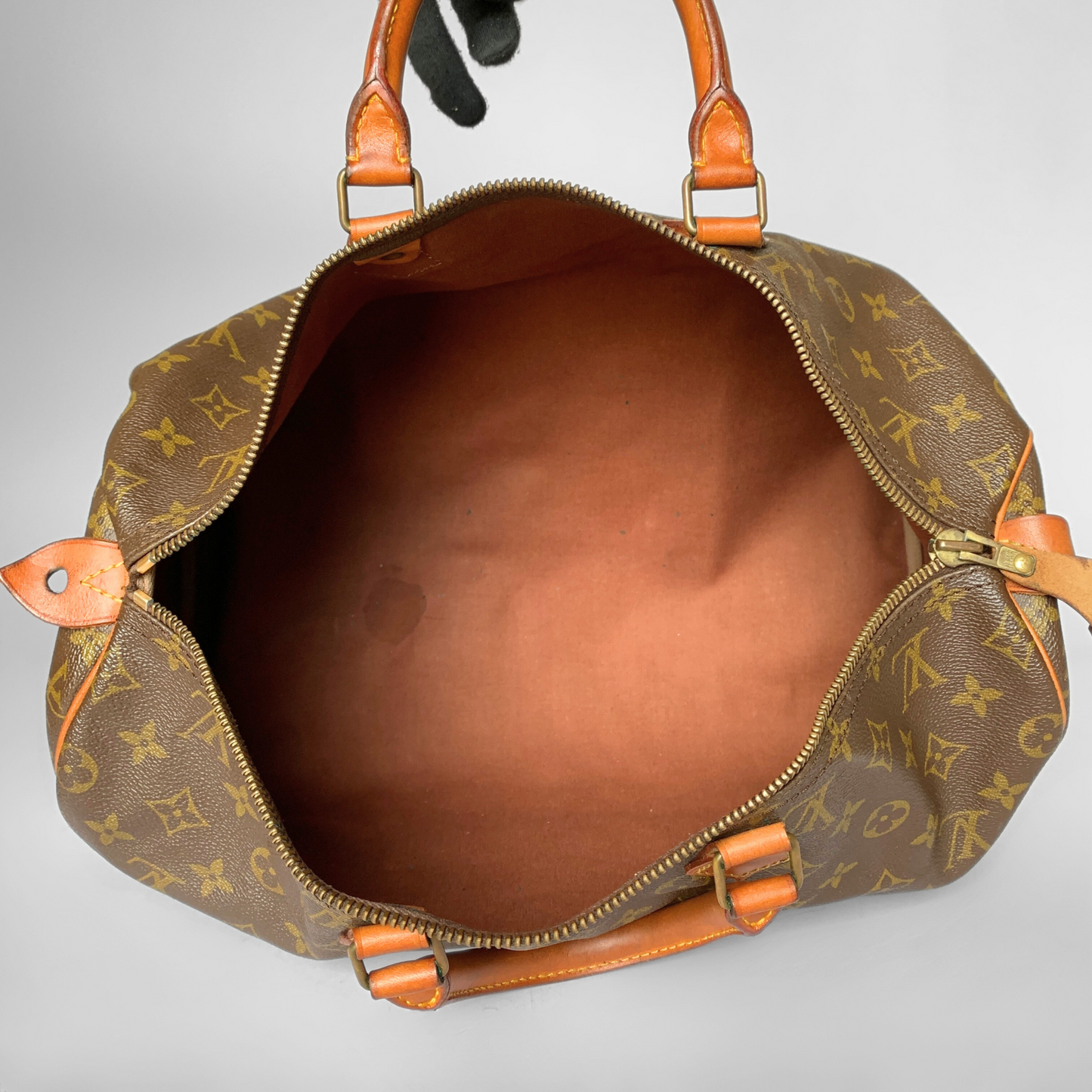 Louis Vuitton Speedy 40 Monogram Canvas