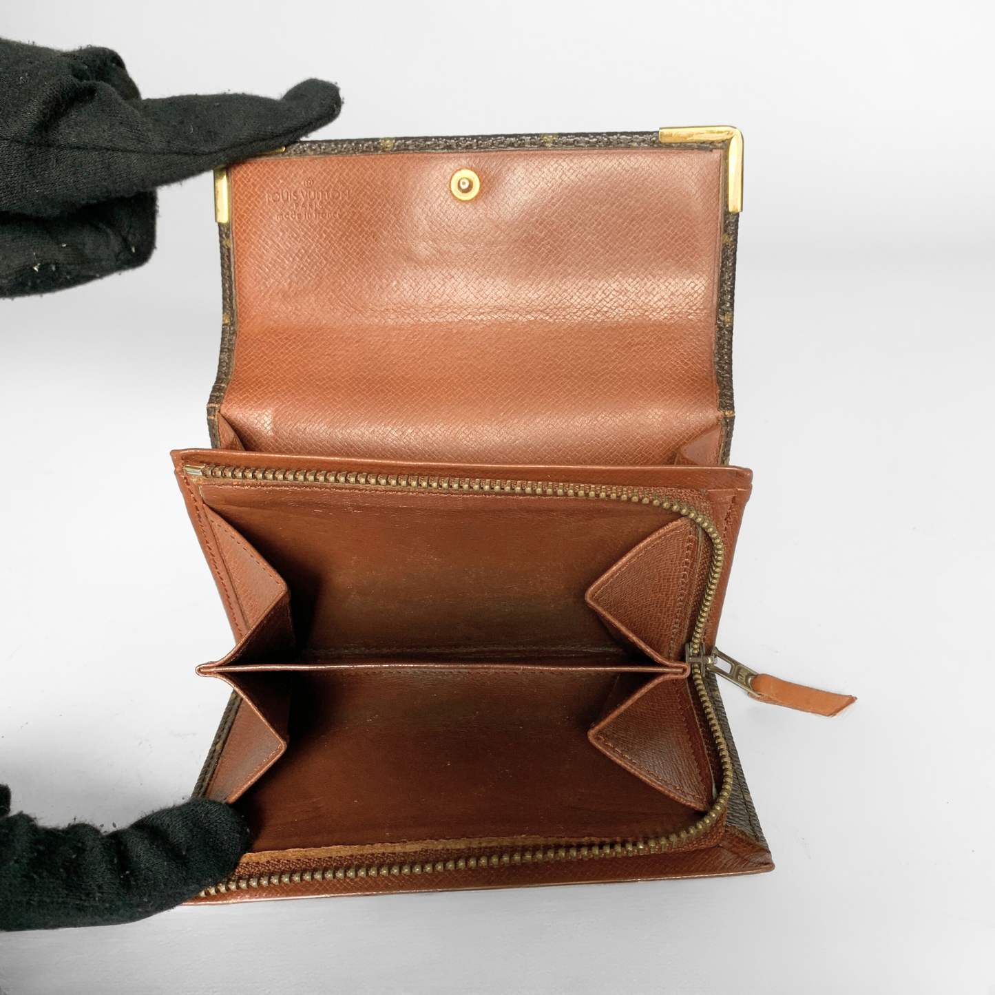 Louis Vuitton Medium Wallet Monogram Canvas