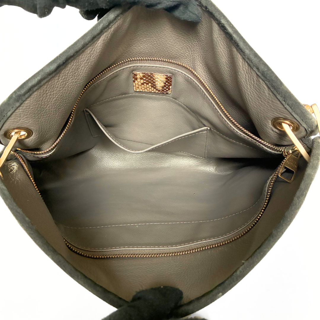 Louis Vuitton GM Python Limited Edition Shoulderbag