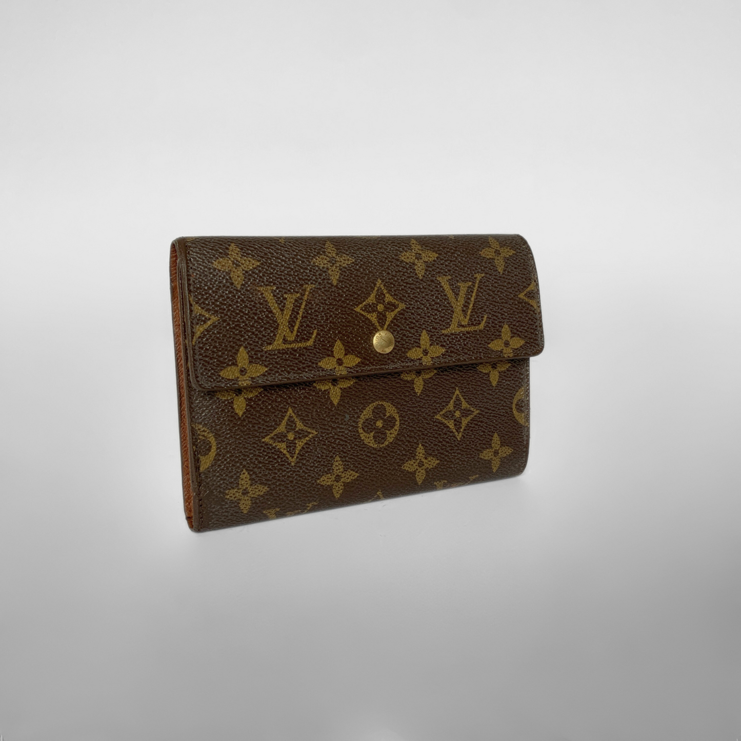 Louis Vuitton Louis Vuitton International Wallet Medium Monogram Canvas - Wallets - Etoile Luxury Vintage