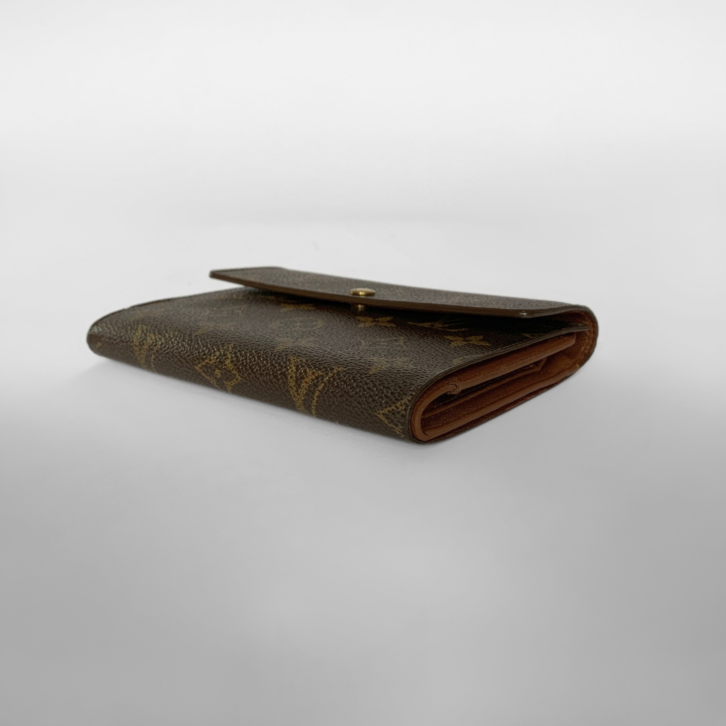 Louis Vuitton Louis Vuitton International Wallet Medium Monogram Canvas - Wallets - Etoile Luxury Vintage