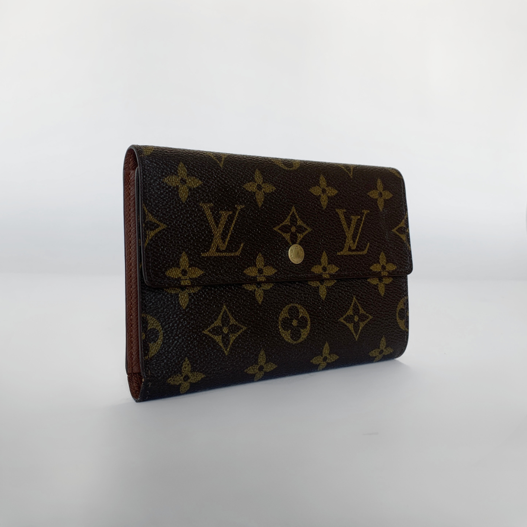Louis Vuitton Louis Vuitton International Wallet Monogram Canvas - Wallets - Etoile Luxury Vintage