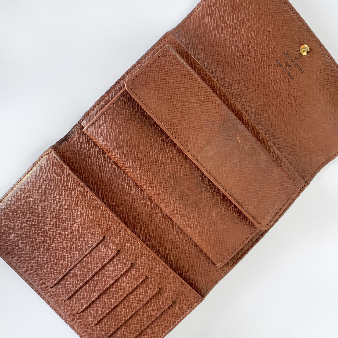 Louis Vuitton Louis Vuitton International Wallet Monogram Canvas - Wallets - Etoile Luxury Vintage