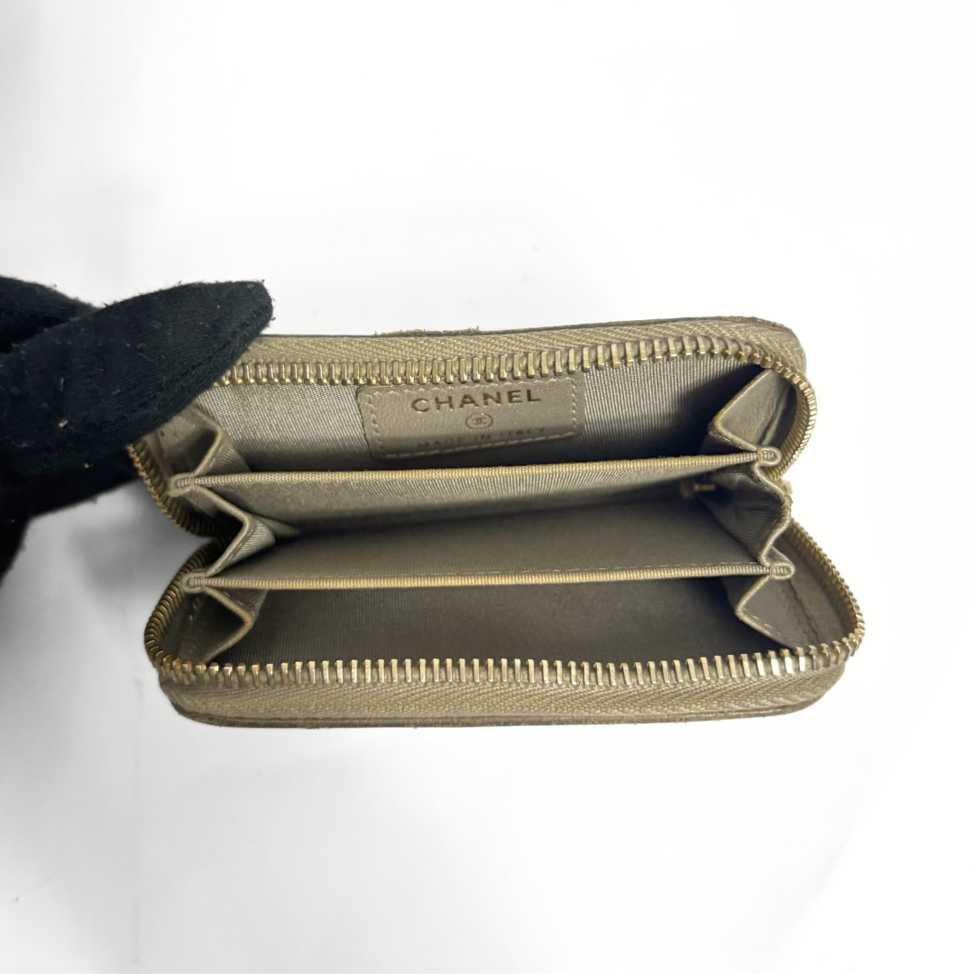 Chanel wallet zipper