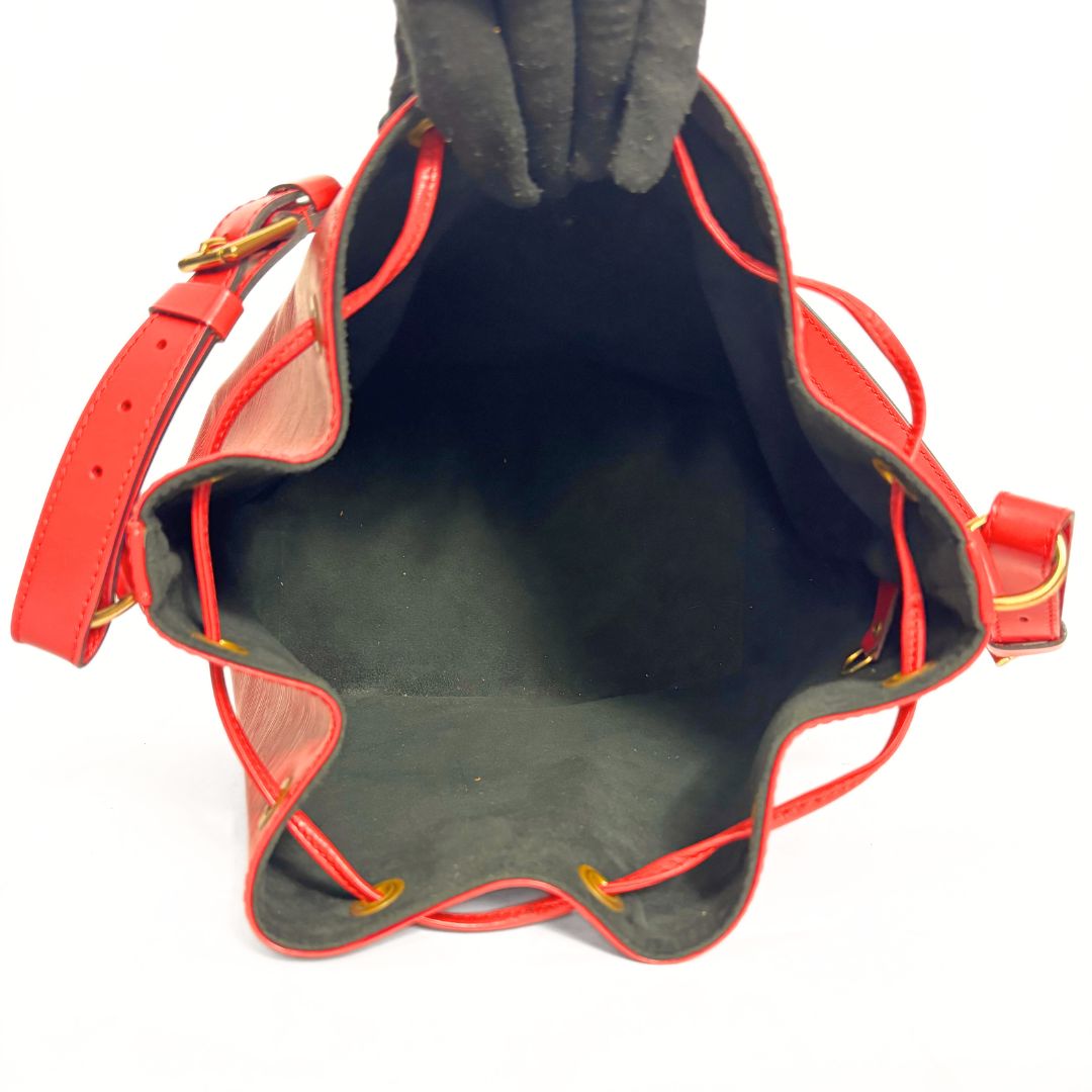 Louis Vuitton Louis Vuitton Noé Petit Epi Leather - Shoulder bags - Etoile Luxury Vintage