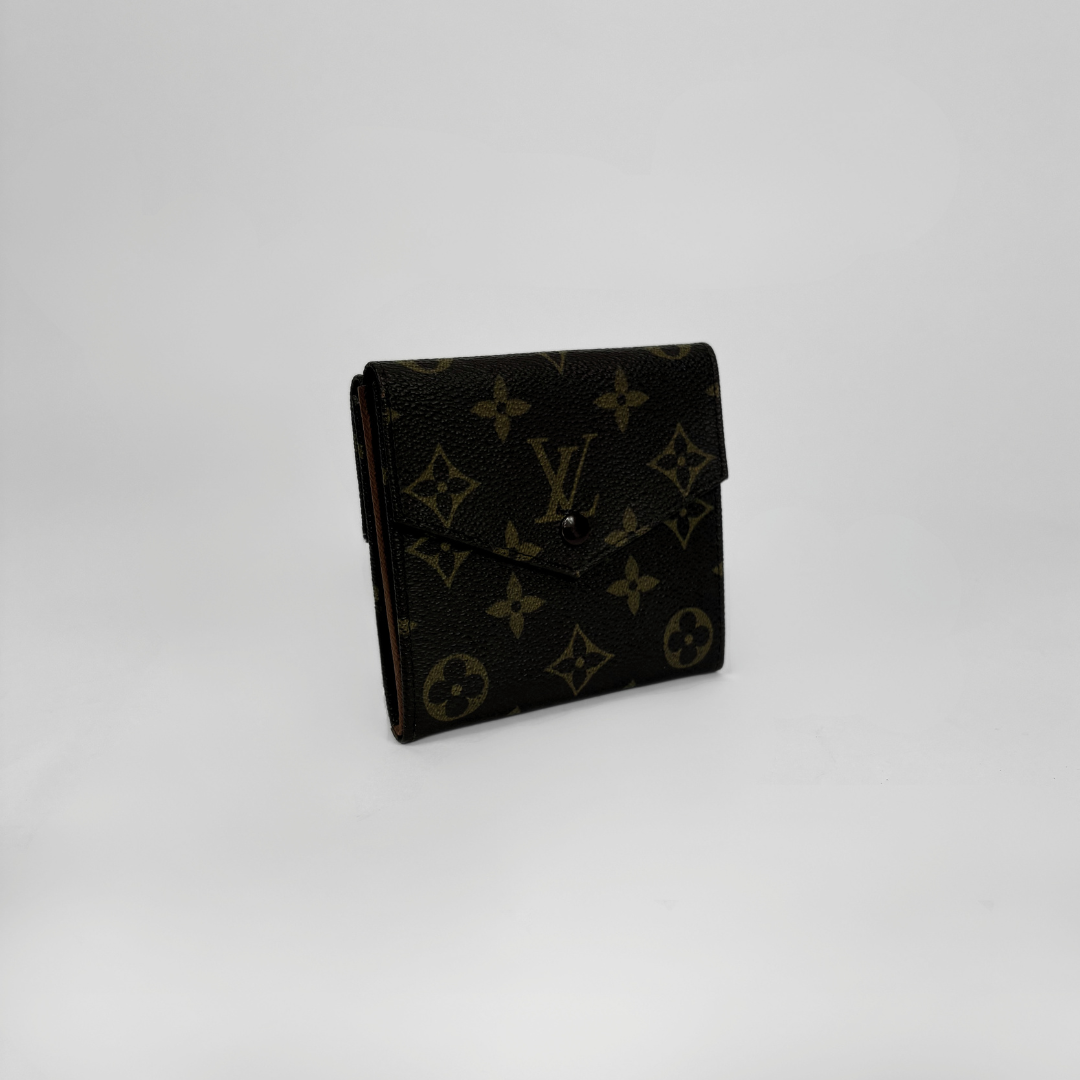 Louis Vuitton Druk Wallet on white background