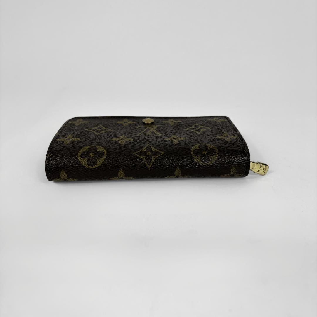 Louis Vuitton Wallet Medium on a white background