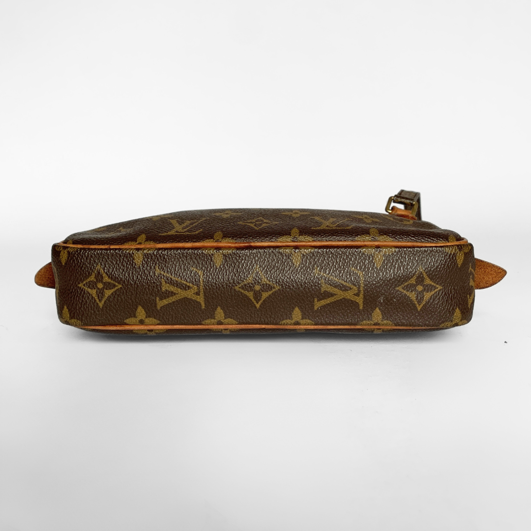 Louis Vuitton Louis Vuitton Marly Monogram Canvas - Crossbody bags - Etoile Luxury Vintage