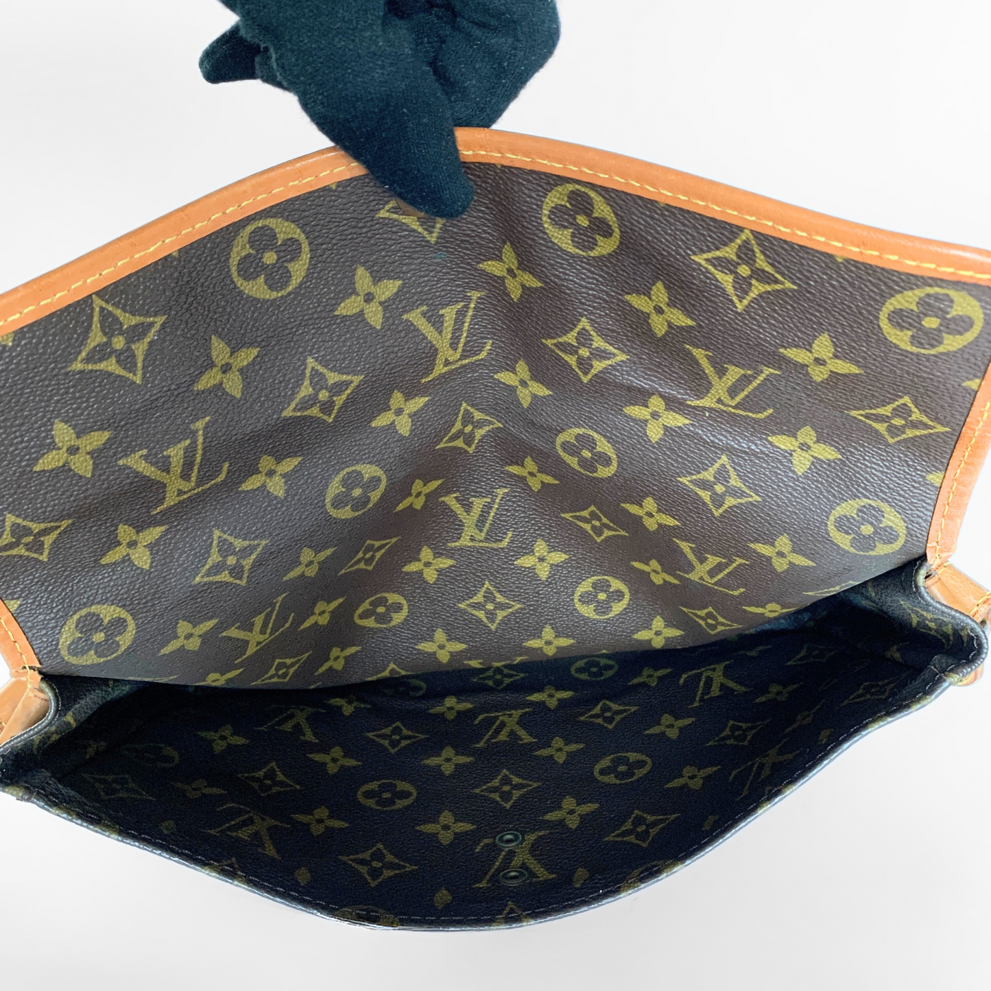 Louis Vuitton Vintage Saumur Monogram Canvas