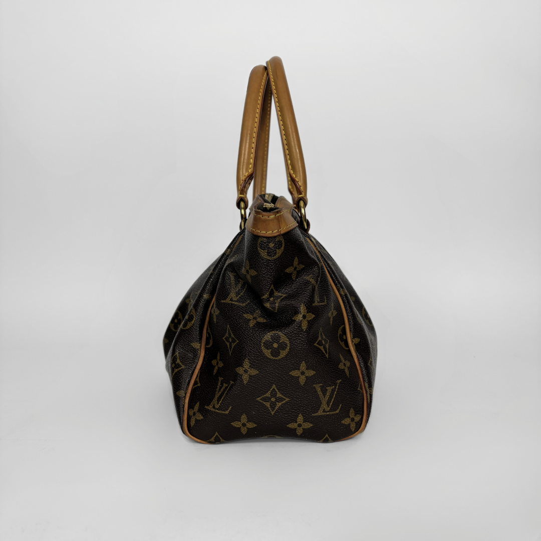Louis Vuitton Tivoli PM Monogram on a white background
