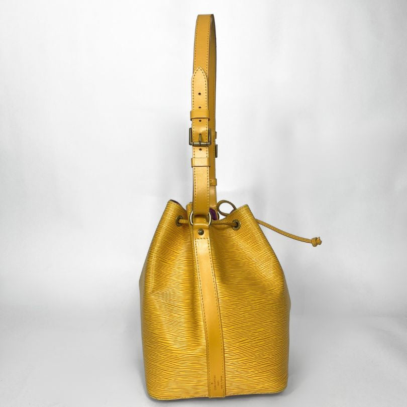 Louis Vuitton Petit Noé Epi Leather