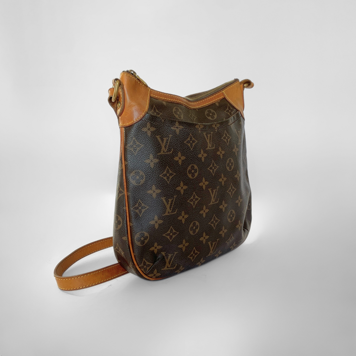 Louis Vuitton Odeon MM Monogram Canvas