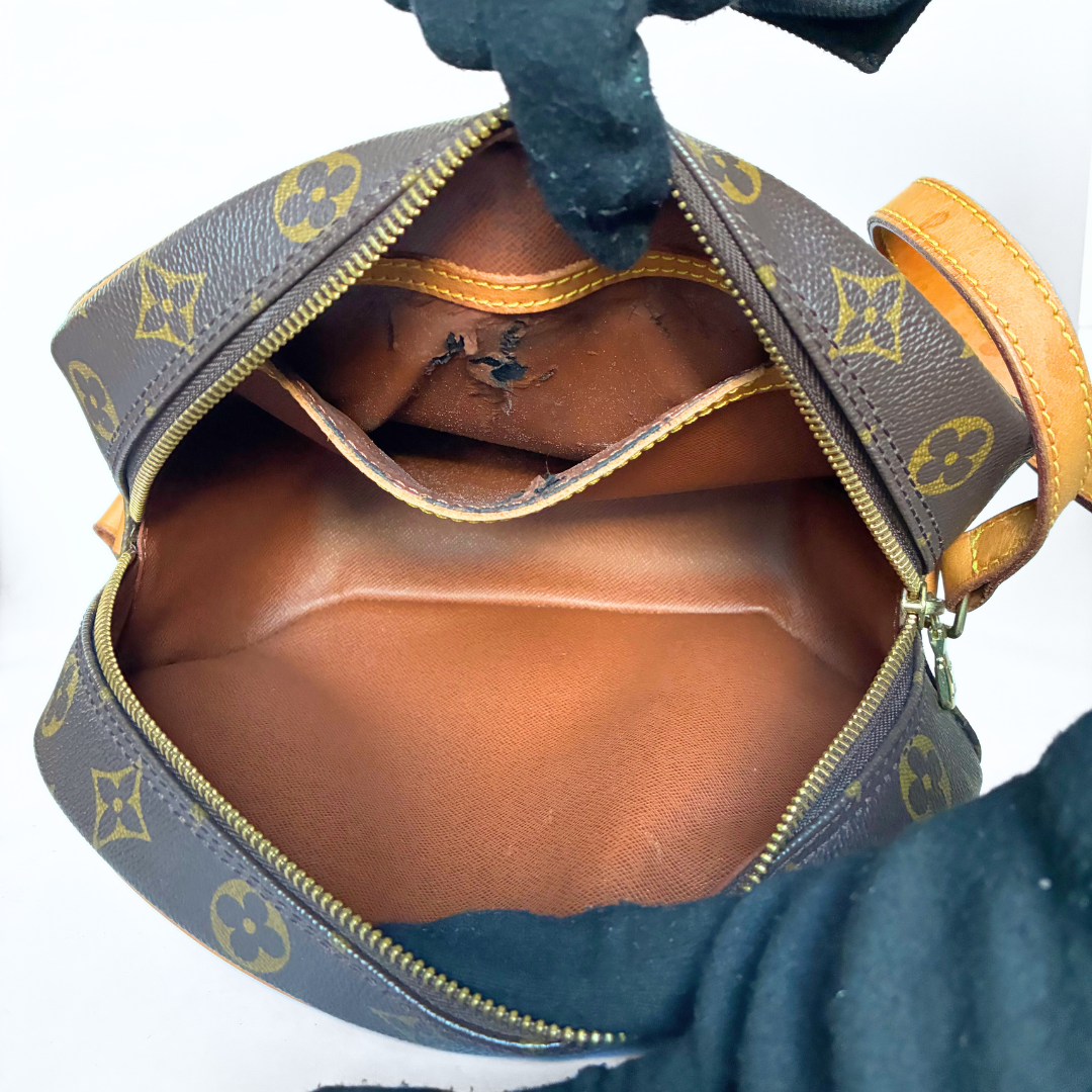 Louis Vuitton Blois Toile Monogram Canvas