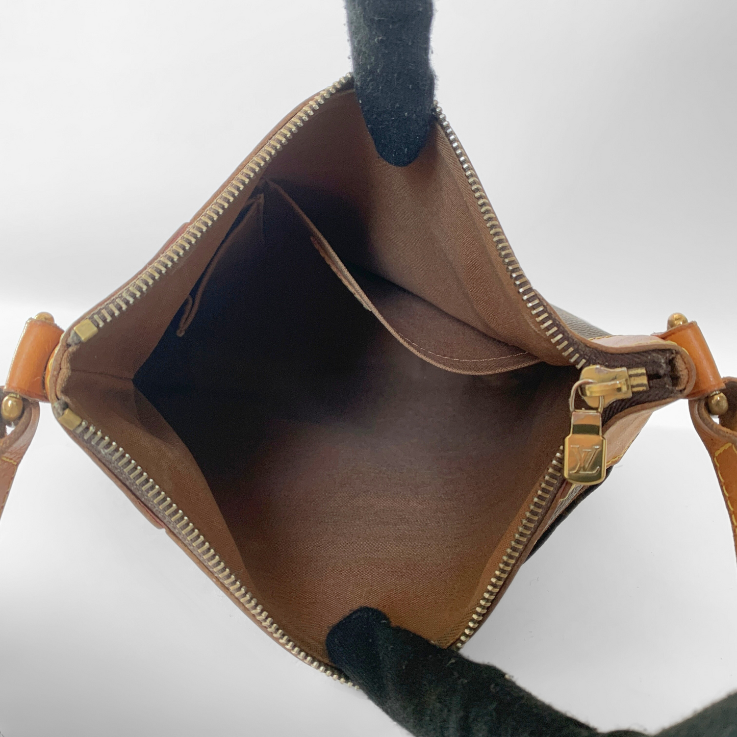 Louis Vuitton Odeon MM Monogram Canvas