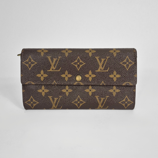 Louis Vuitton Wallet Large front view