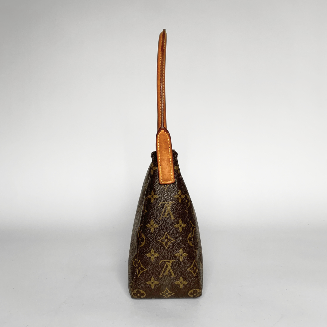 Louis Vuitton Louis Vuitton Looping MM Monogram Canvas - Shoulder bags - Etoile Luxury Vintage