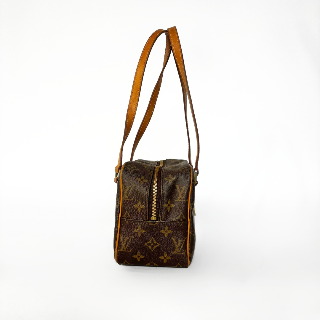 Louis Vuitton Cité MM Monogram Canvas
