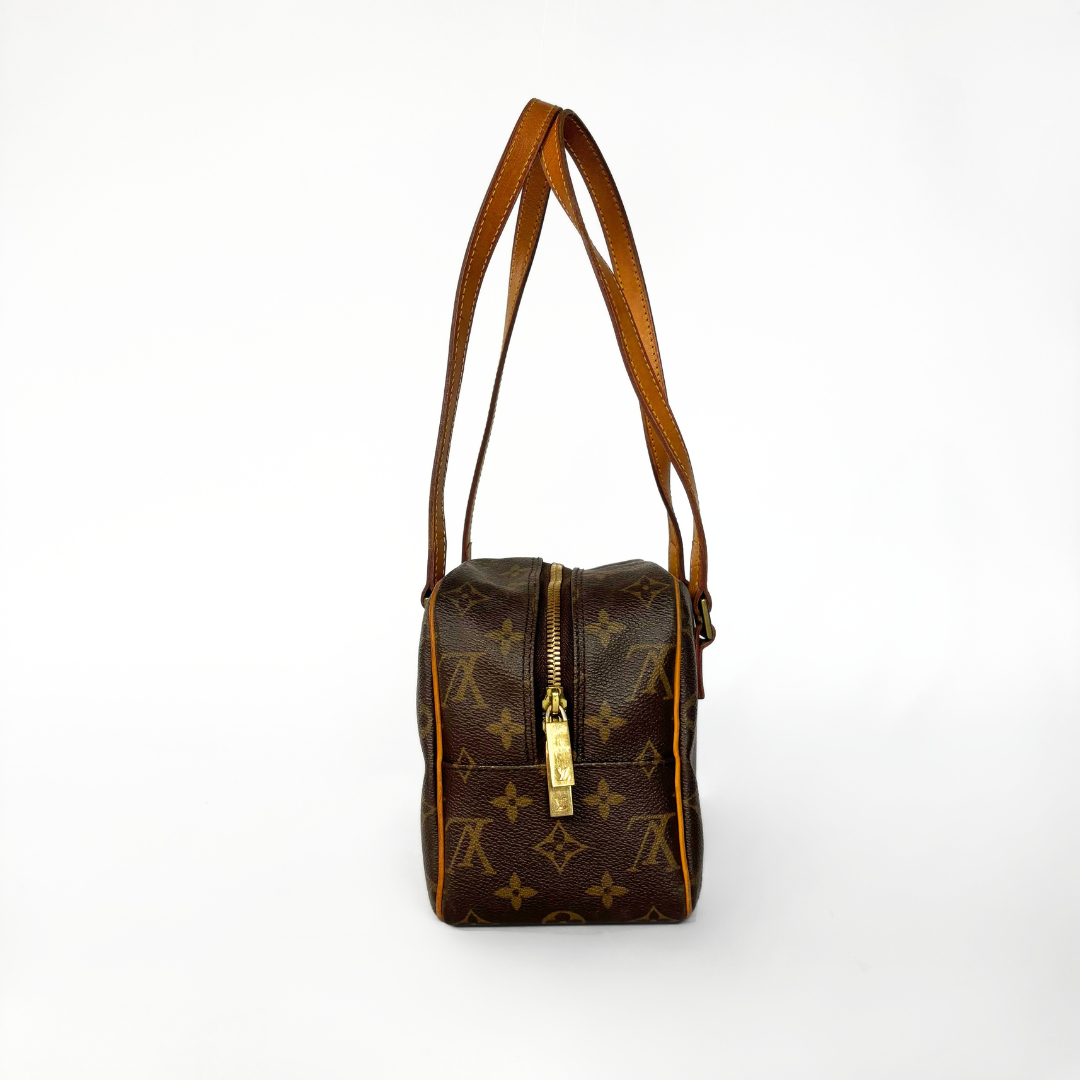 Louis Vuitton Cité MM Monogram Canvas