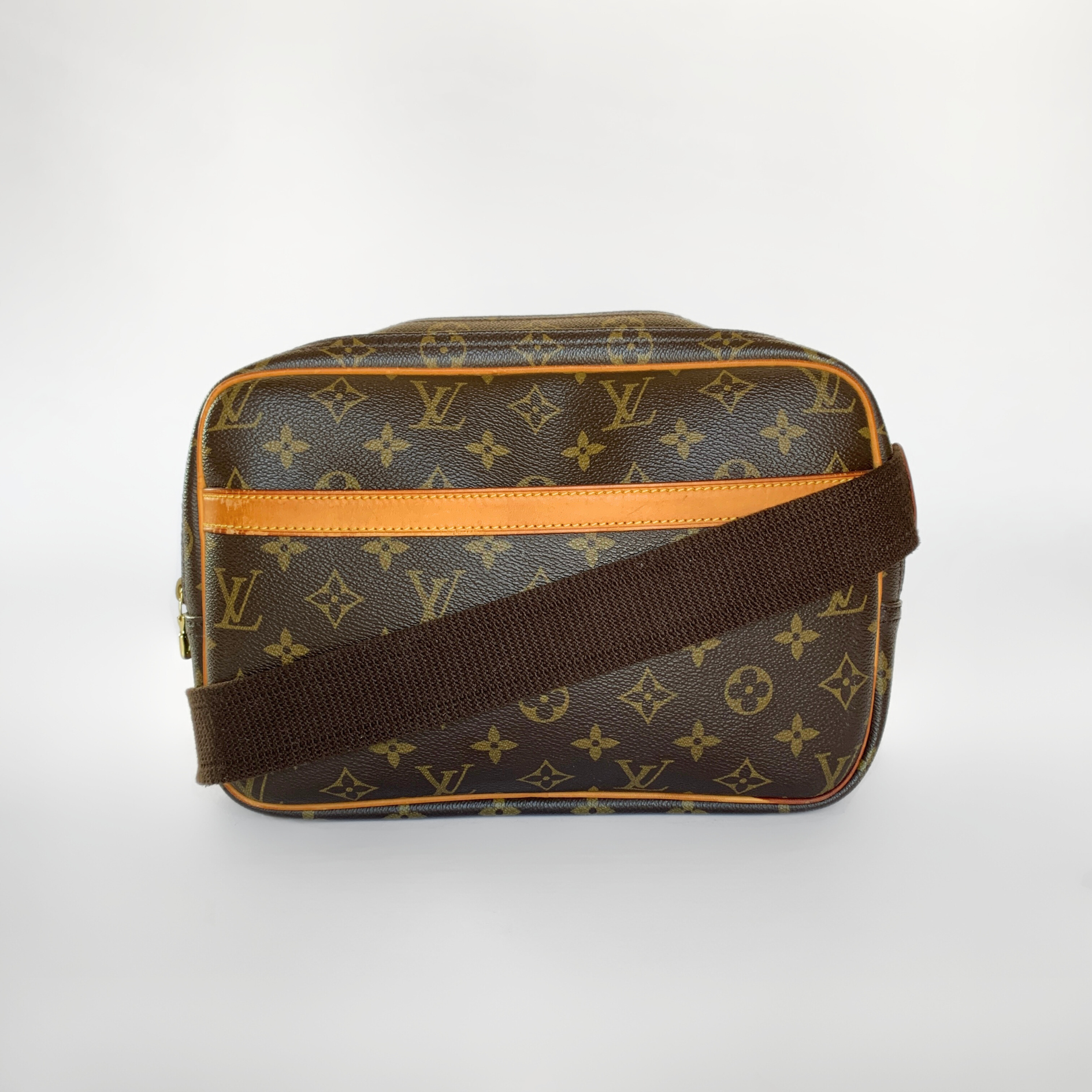 Louis Vuitton Louis Vuitton Reporter PM Monogram Canvas - Crossbody bags - Etoile Luxury Vintage