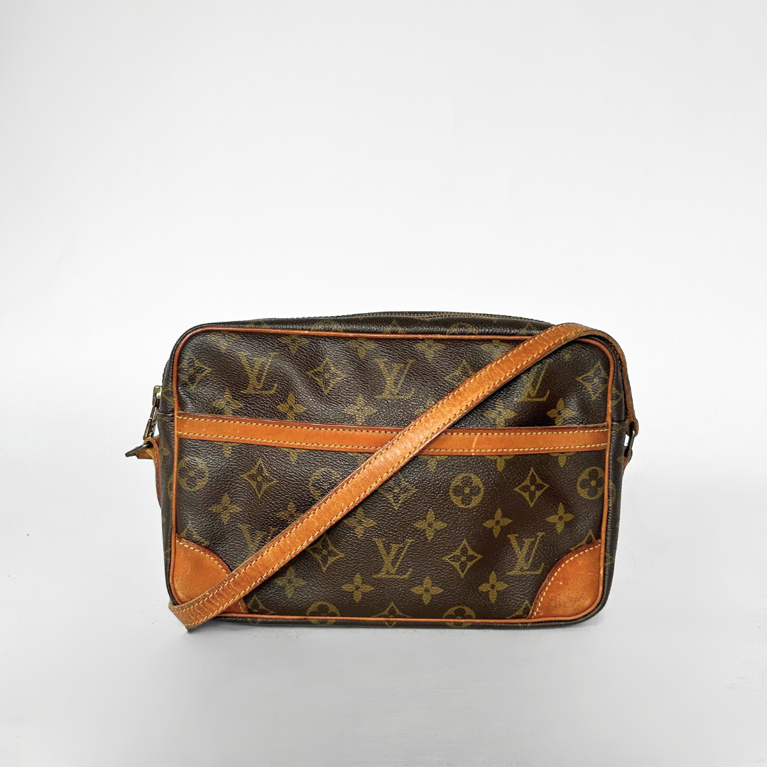 Louis Vuitton Louis Vuitton Trocadero PM Monogram Canvas - Crossbody bags - Etoile Luxury Vintage
