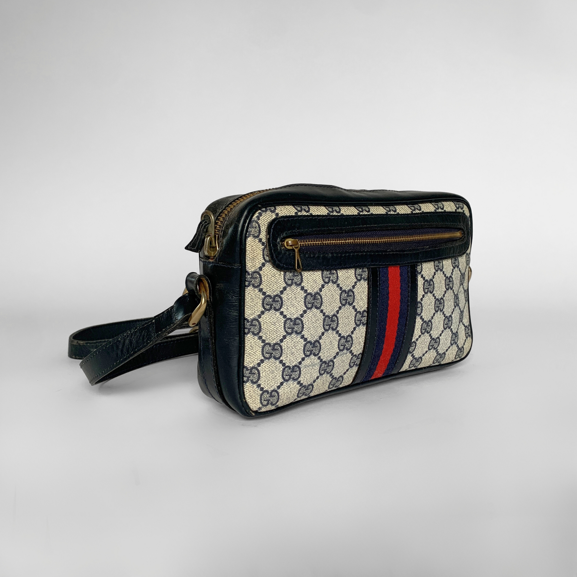 Gucci Gucci Supreme Crossbody Bag Monogram Canvas - Crossbody bags - Etoile Luxury Vintage