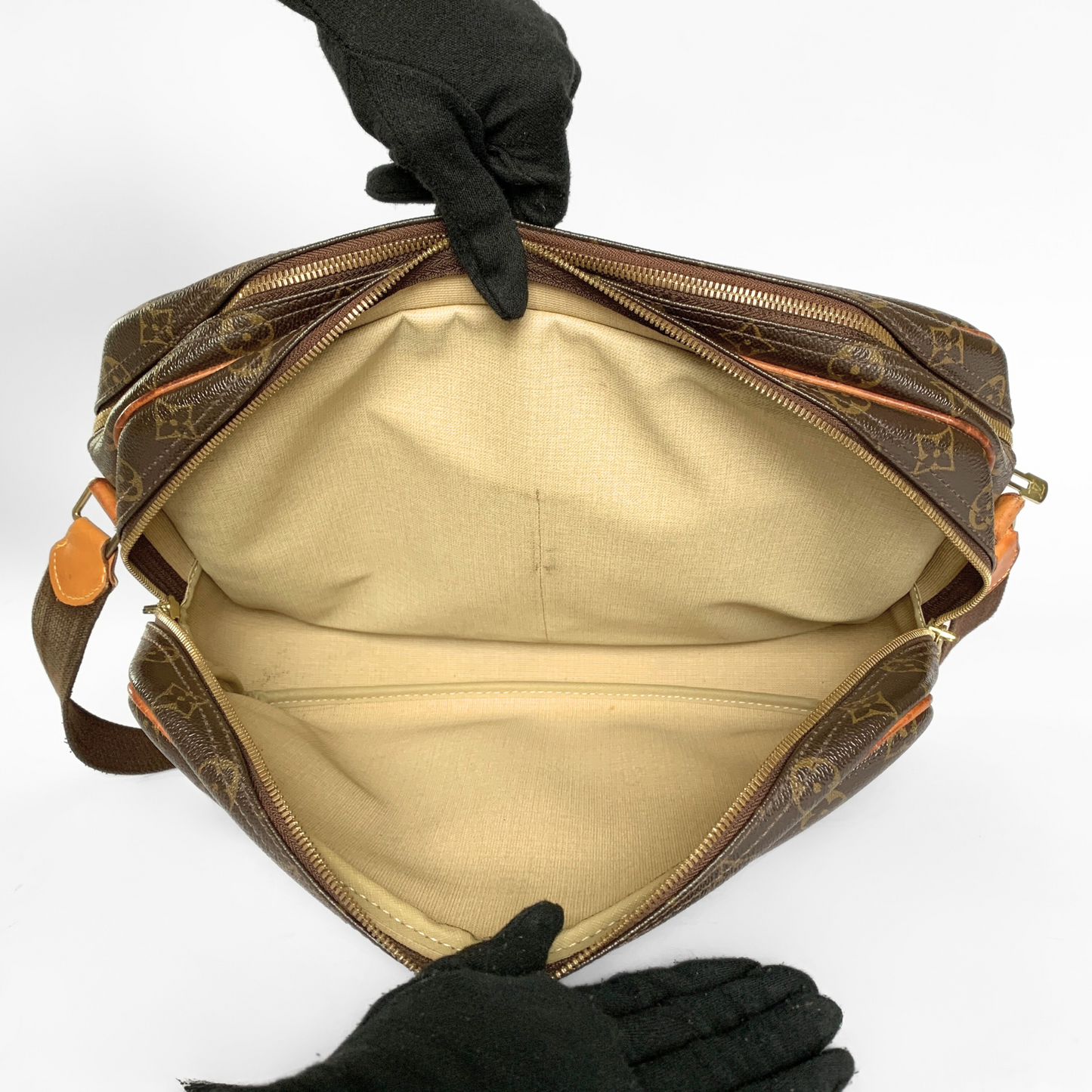 Louis Vuitton Reporter GM Monogram Canvas