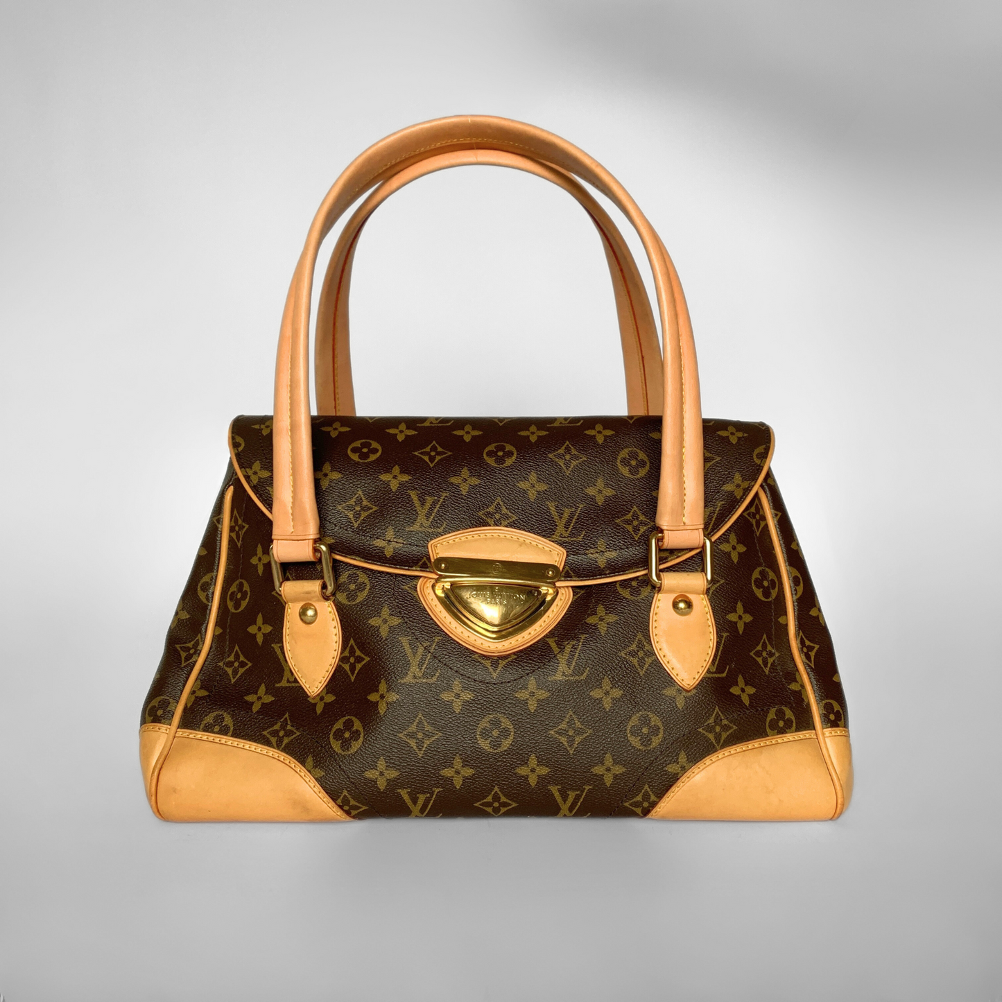 Louis Vuitton Beverly Monogram Canvas