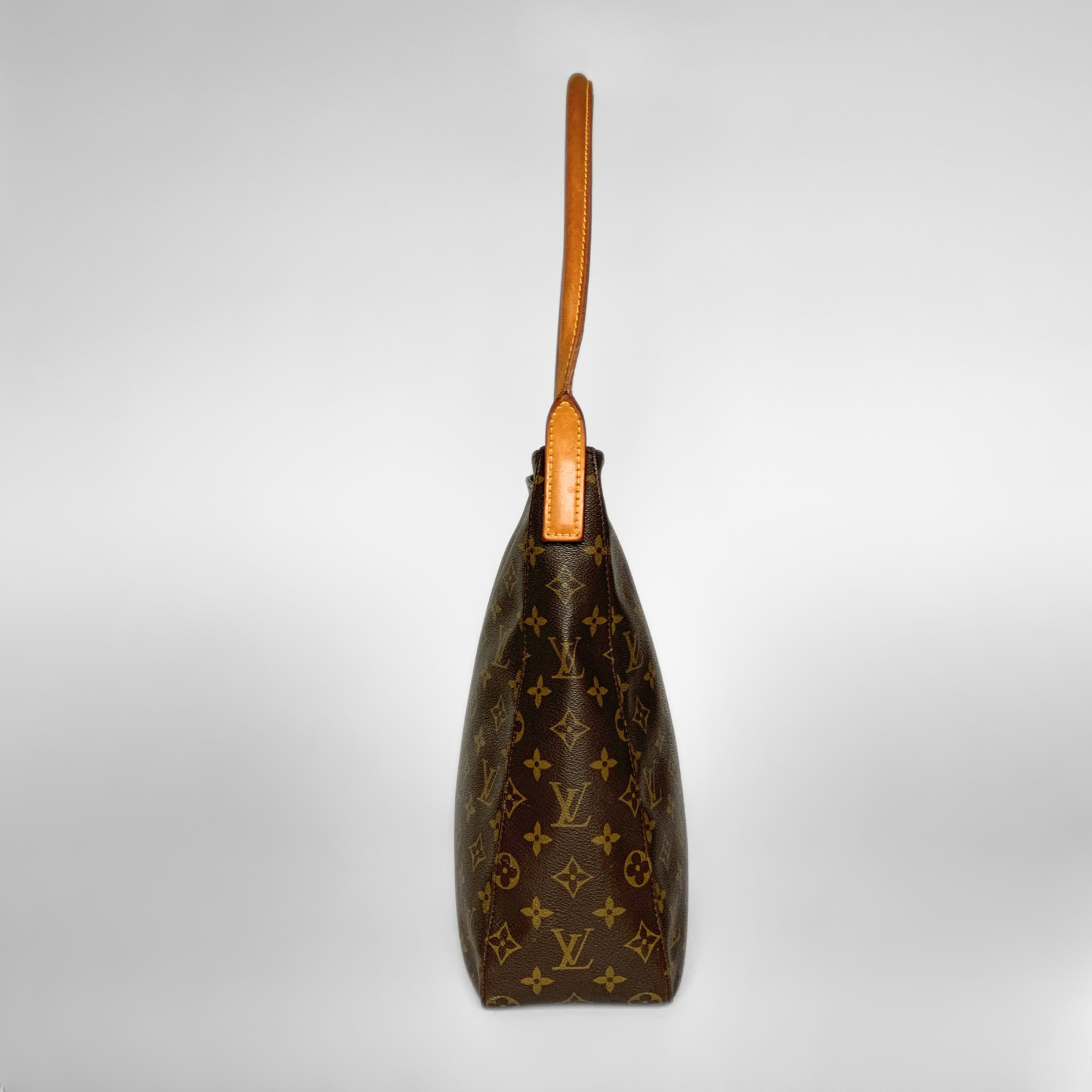 Louis Vuitton Louis Vuitton Looping GM Monogram Canvas - Shoulder bags - Etoile Luxury Vintage