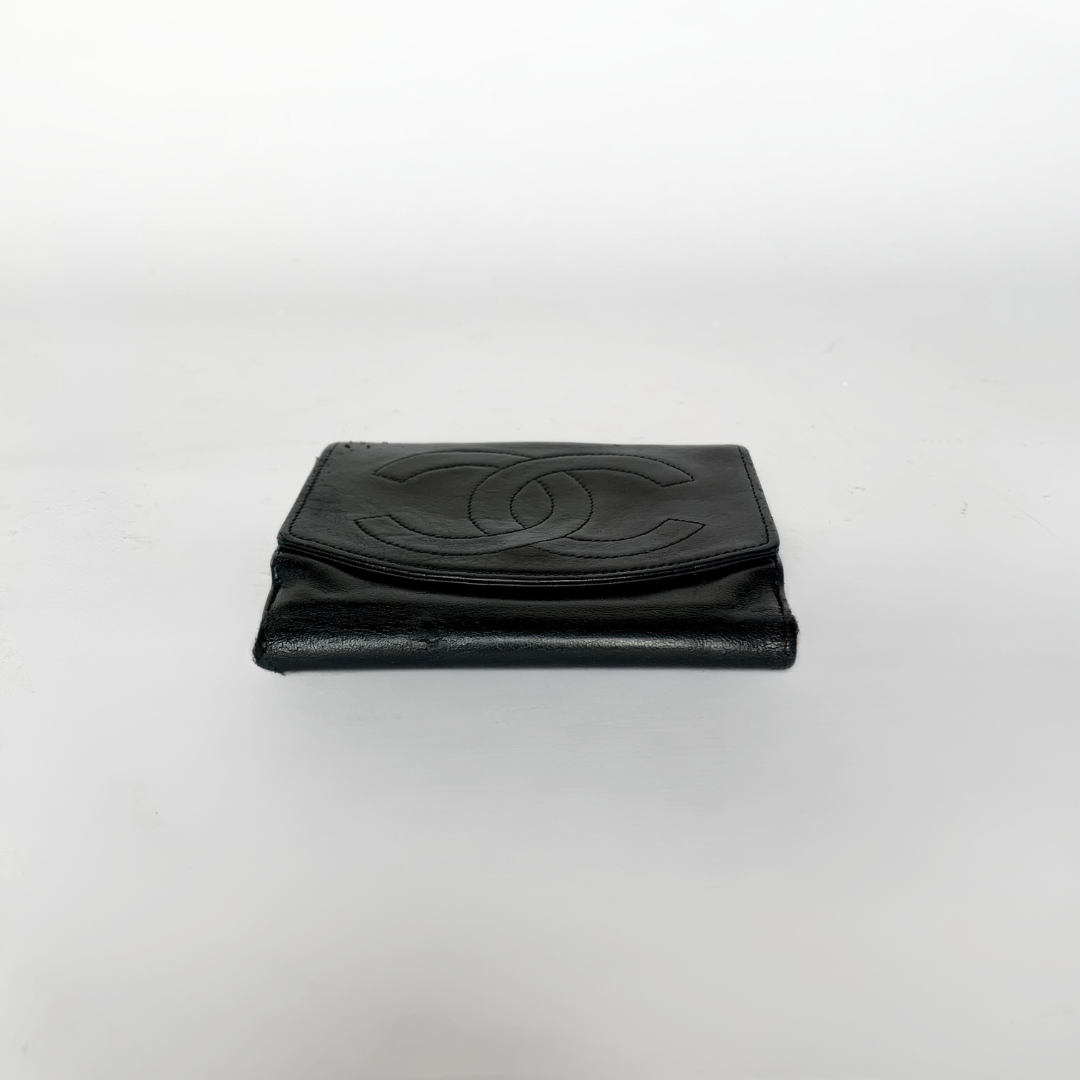 Chanel Chanel Wallet Small Lambskin Leather - Wallets - Etoile Luxury Vintage