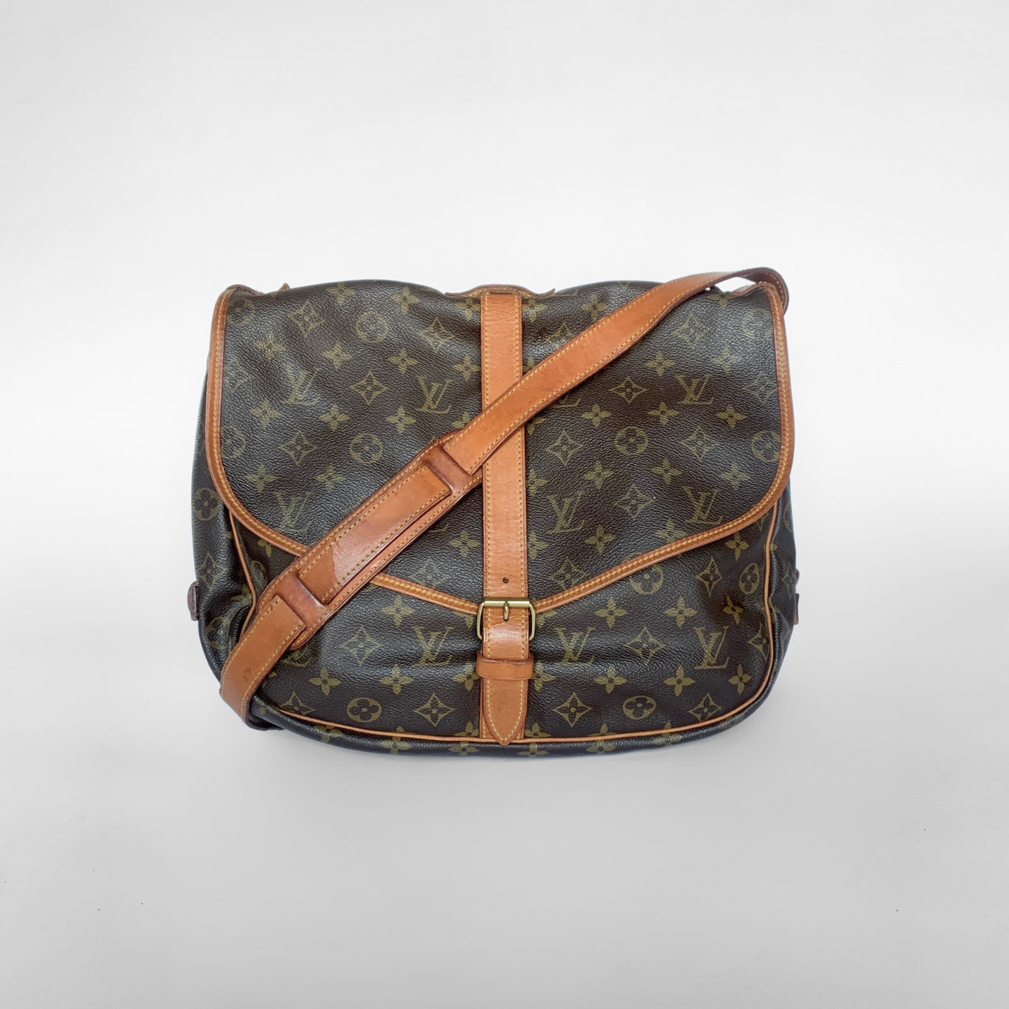 Louis Vuitton Saumur 35 Monogram Canvas