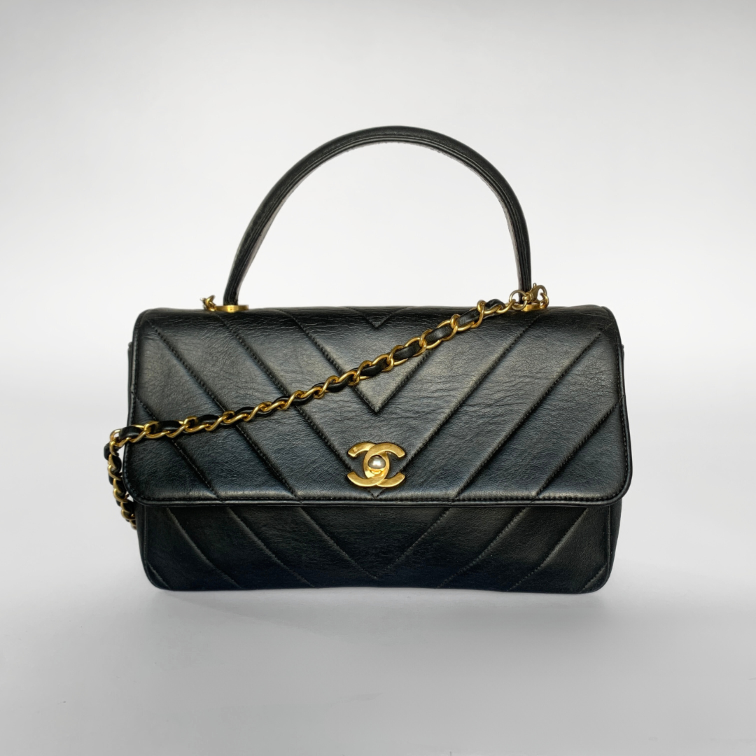 Chanel Chanel Coco Top Handle Bag Chevron Lambskin Leather - Crossbody bags - Etoile Luxury Vintage