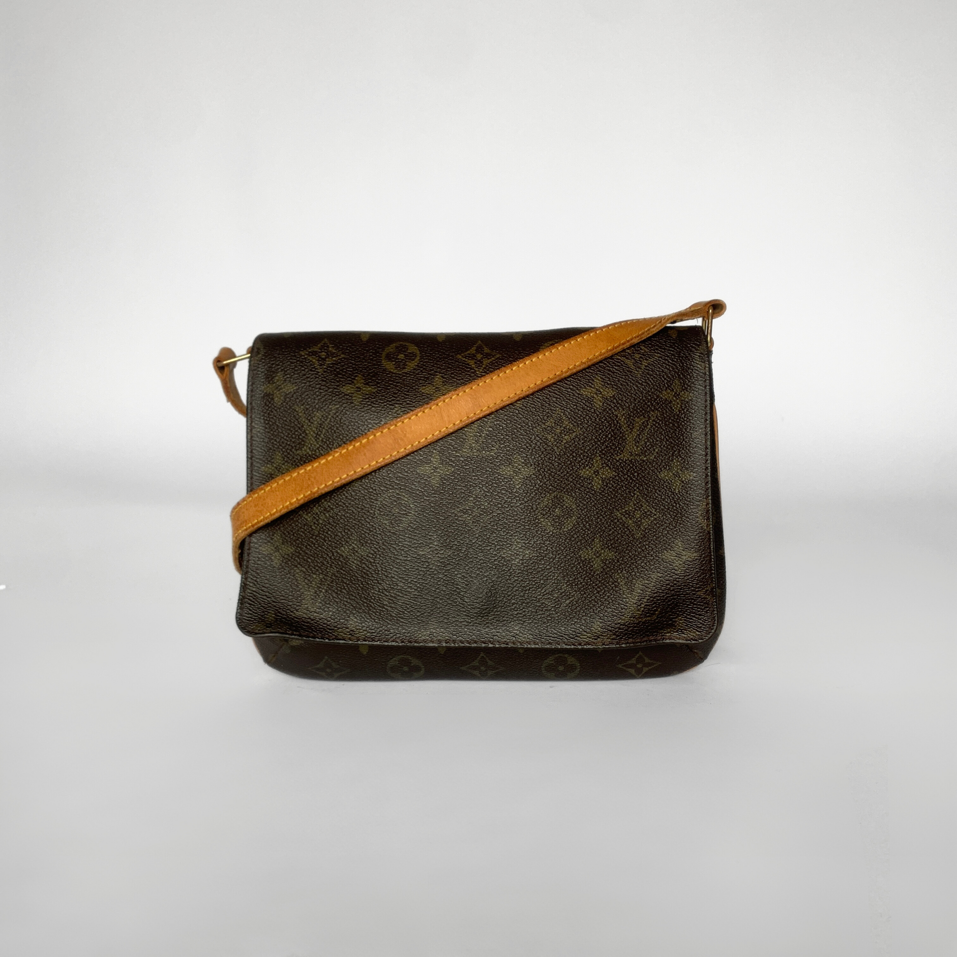 Louis Vuitton Louis Vuitton Musette Tango Monogram Canvas - Shoulder bags - Etoile Luxury Vintage