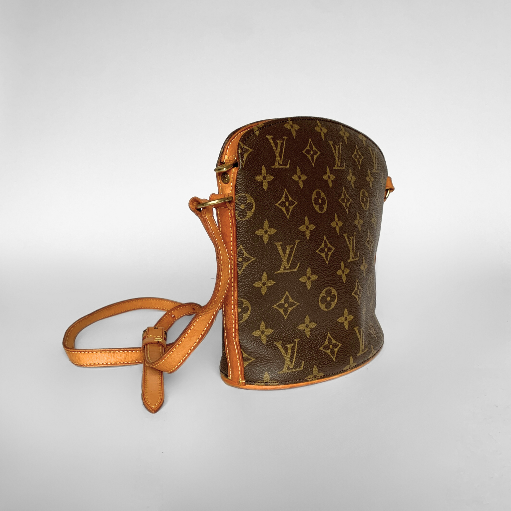 Louis Vuitton Louis Vuitton Drouot Monogram Canvas - Crossbody bags - Etoile Luxury Vintage