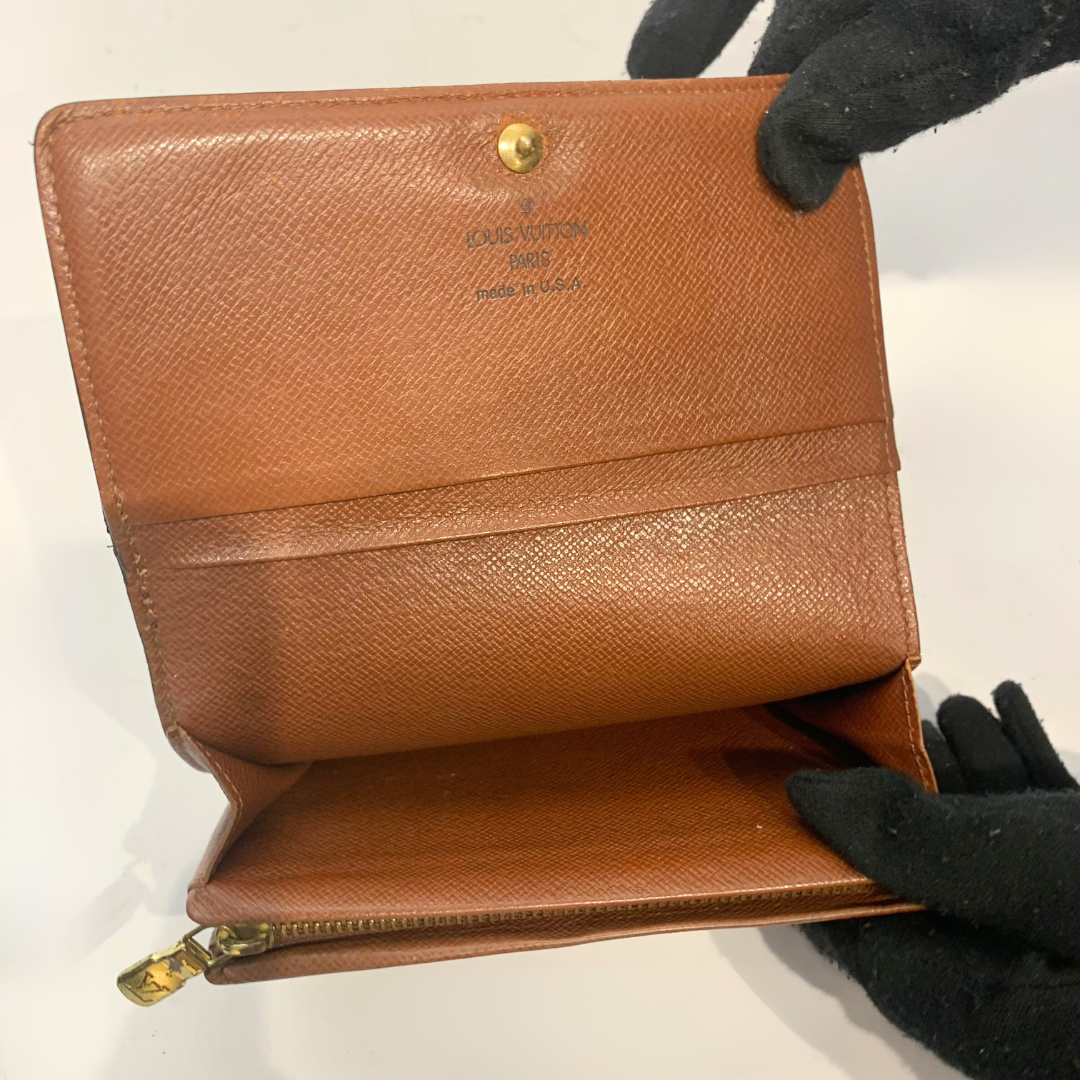 Louis Vuitton Medium Wallet Monogram Canvas