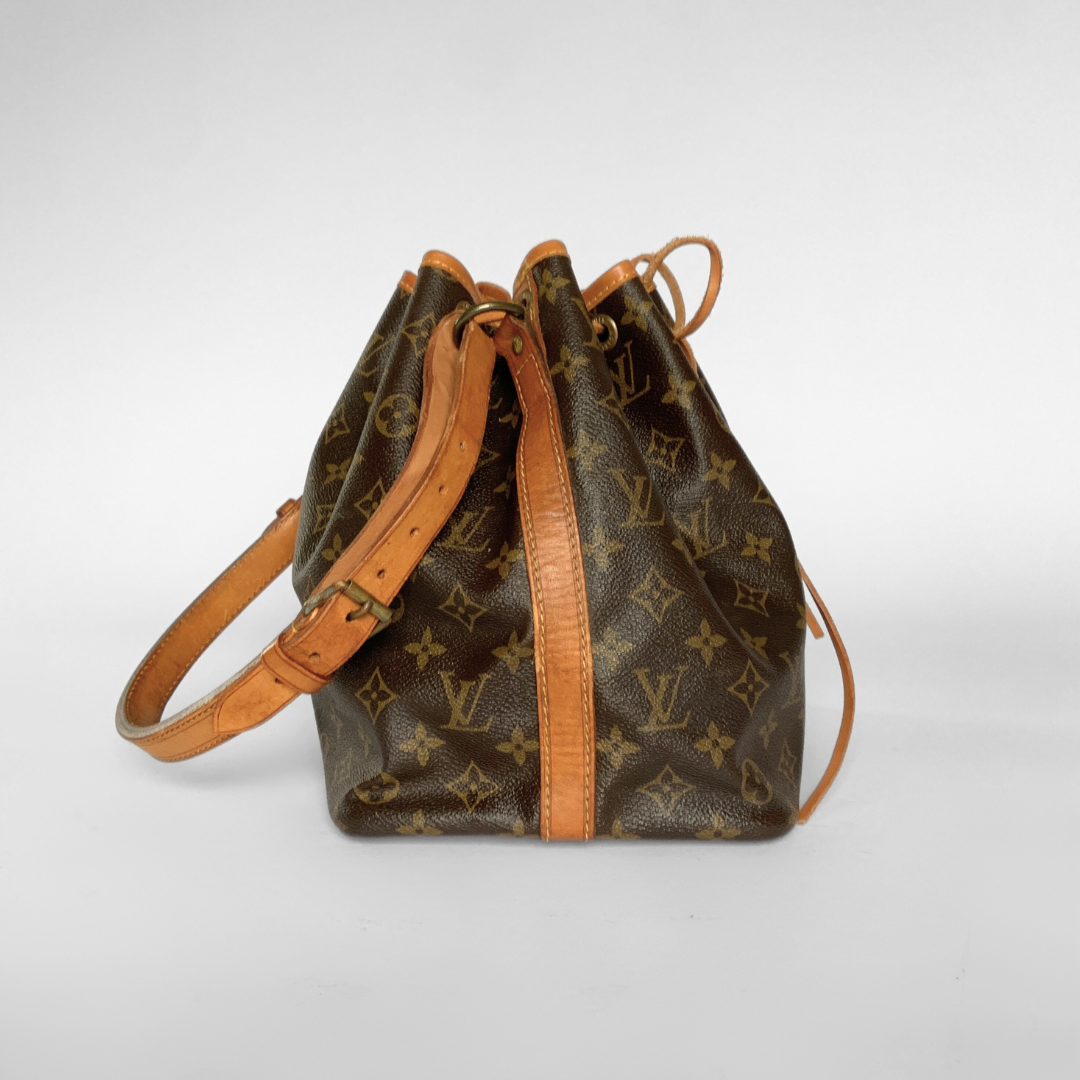 Louis Vuitton Louis Vuitton Petit No&eacute; Monogram Canvas - Shoulder bags - Etoile Luxury Vintage