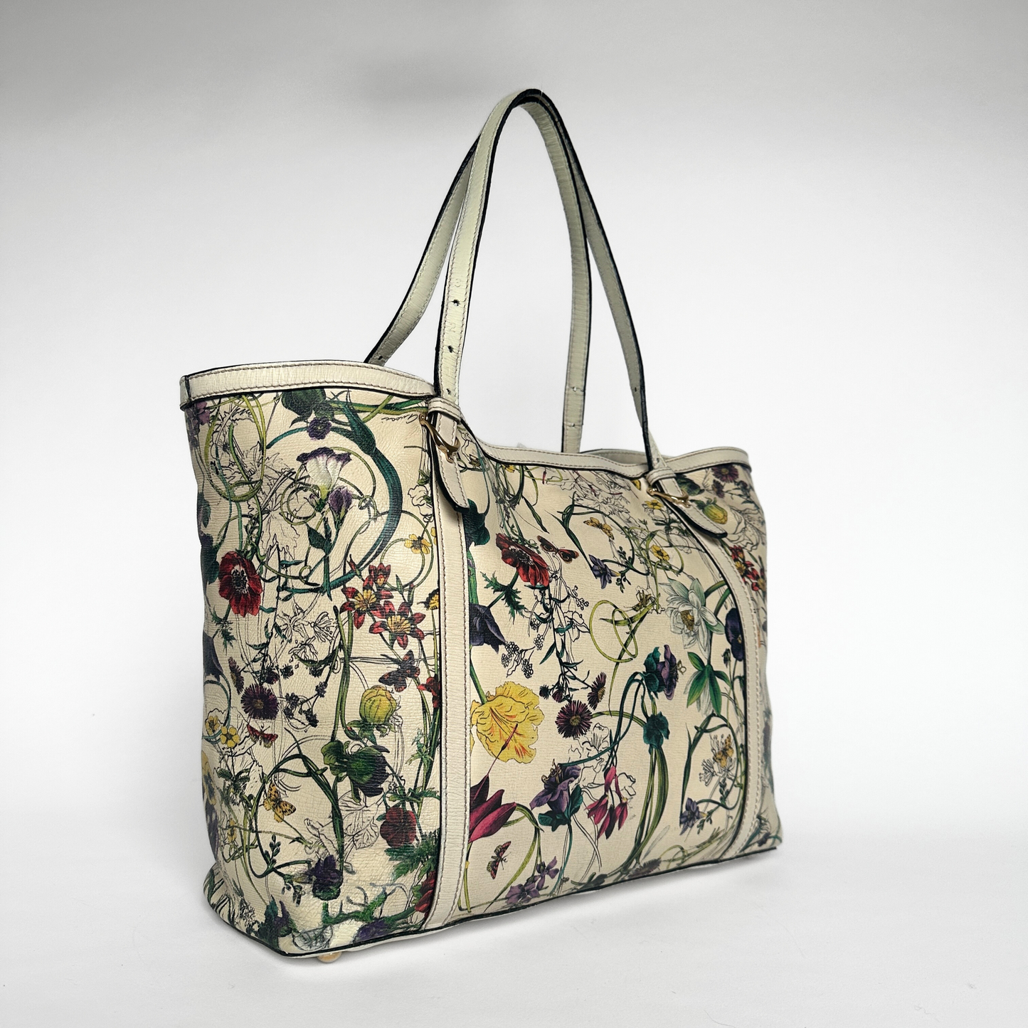 Gucci Gucci Flora Infinity Tote Bag Canvas - Shoulder bags - Etoile Luxury Vintage