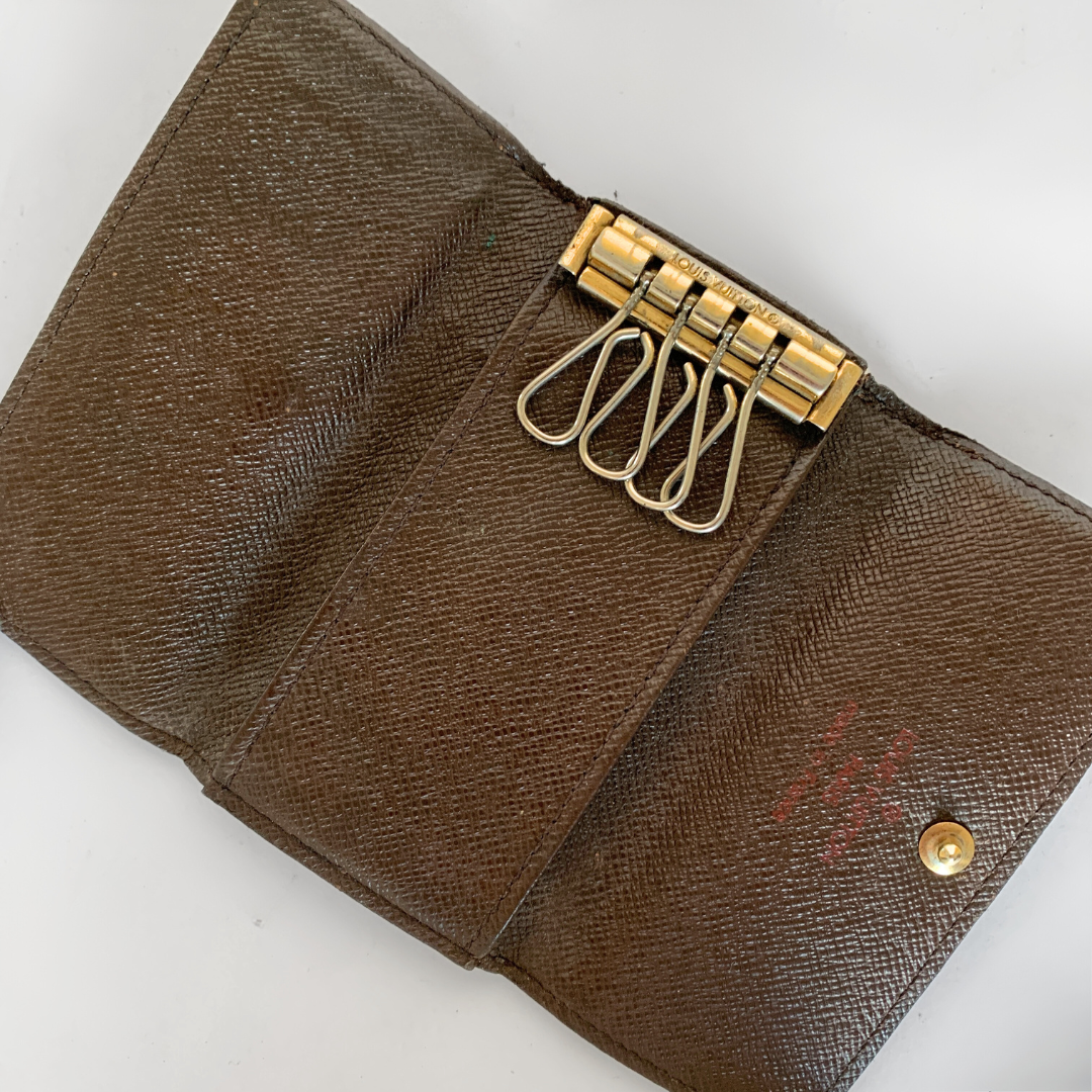 Louis Vuitton Louis Vuitton 4 Key Holder Damier Graphite Canvas - Wallets - Etoile Luxury Vintage