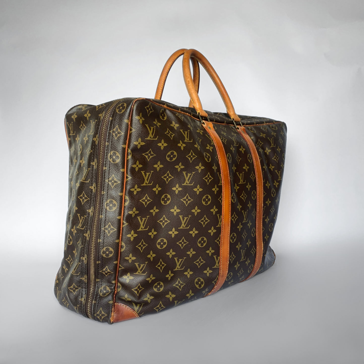 Louis Vuitton Louis Vuitton Sirius 55 Monogram Canvas - Travel bags - Etoile Luxury Vintage