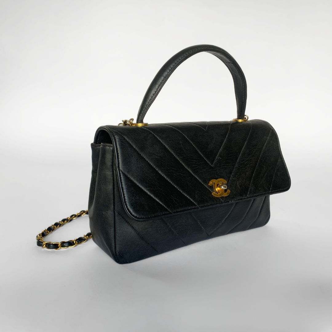 Chanel Chanel Coco Top Handle Bag Chevron Lambskin Leather - Crossbody bags - Etoile Luxury Vintage