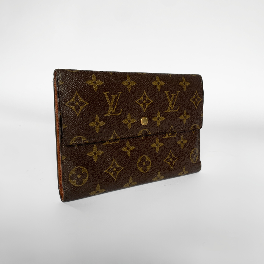 Louis Vuitton Louis Vuitton International Wallet Monogram Canvas - Wallets - Etoile Luxury Vintage