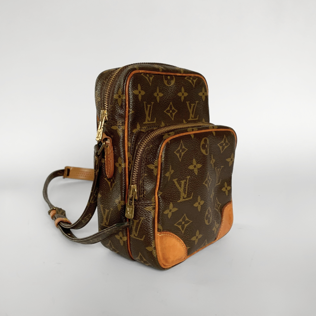 Louis Vuitton Louis Vuitton Amazon Monogram Canvas - Crossbody bags - Etoile Luxury Vintage