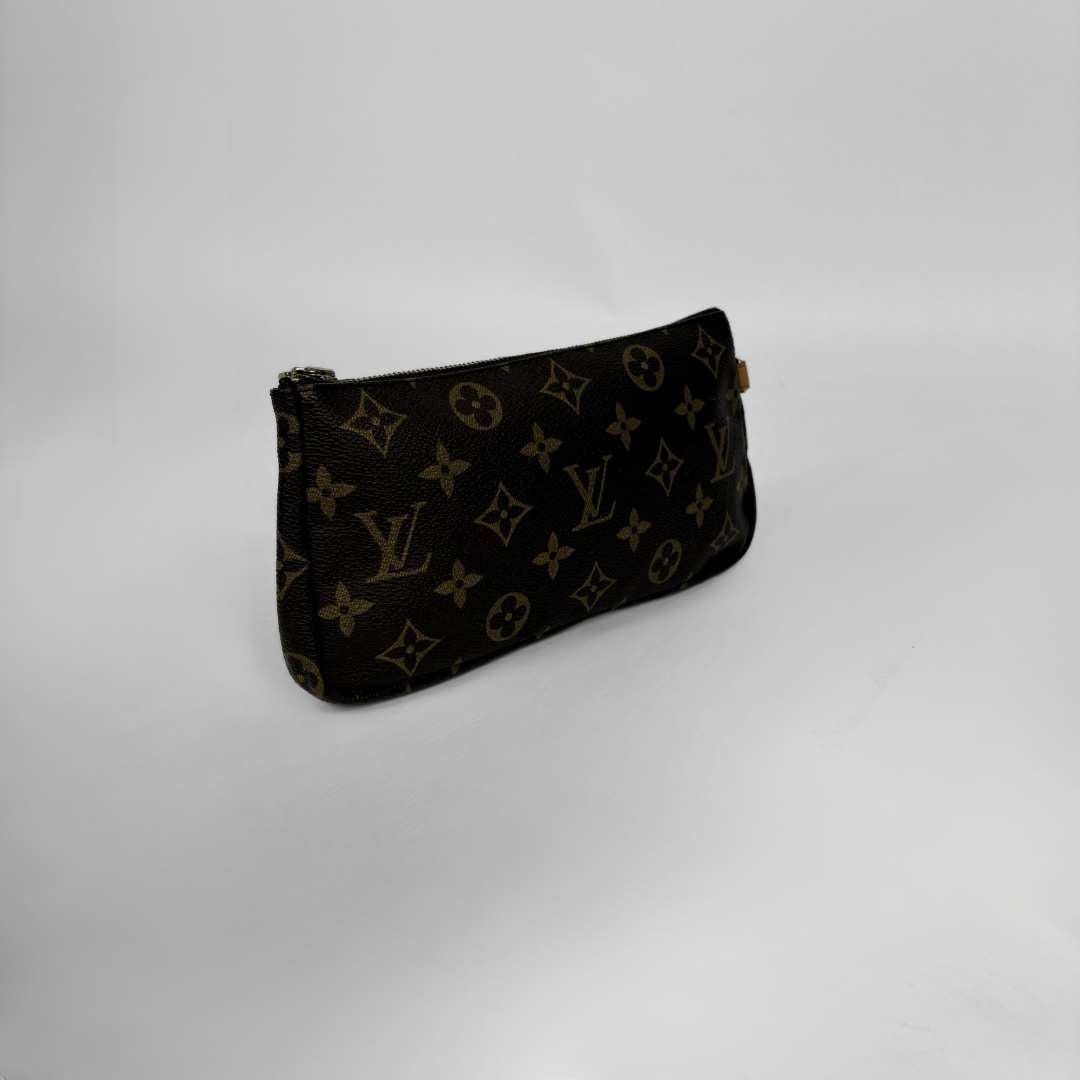 Louis Vuitton Pochette