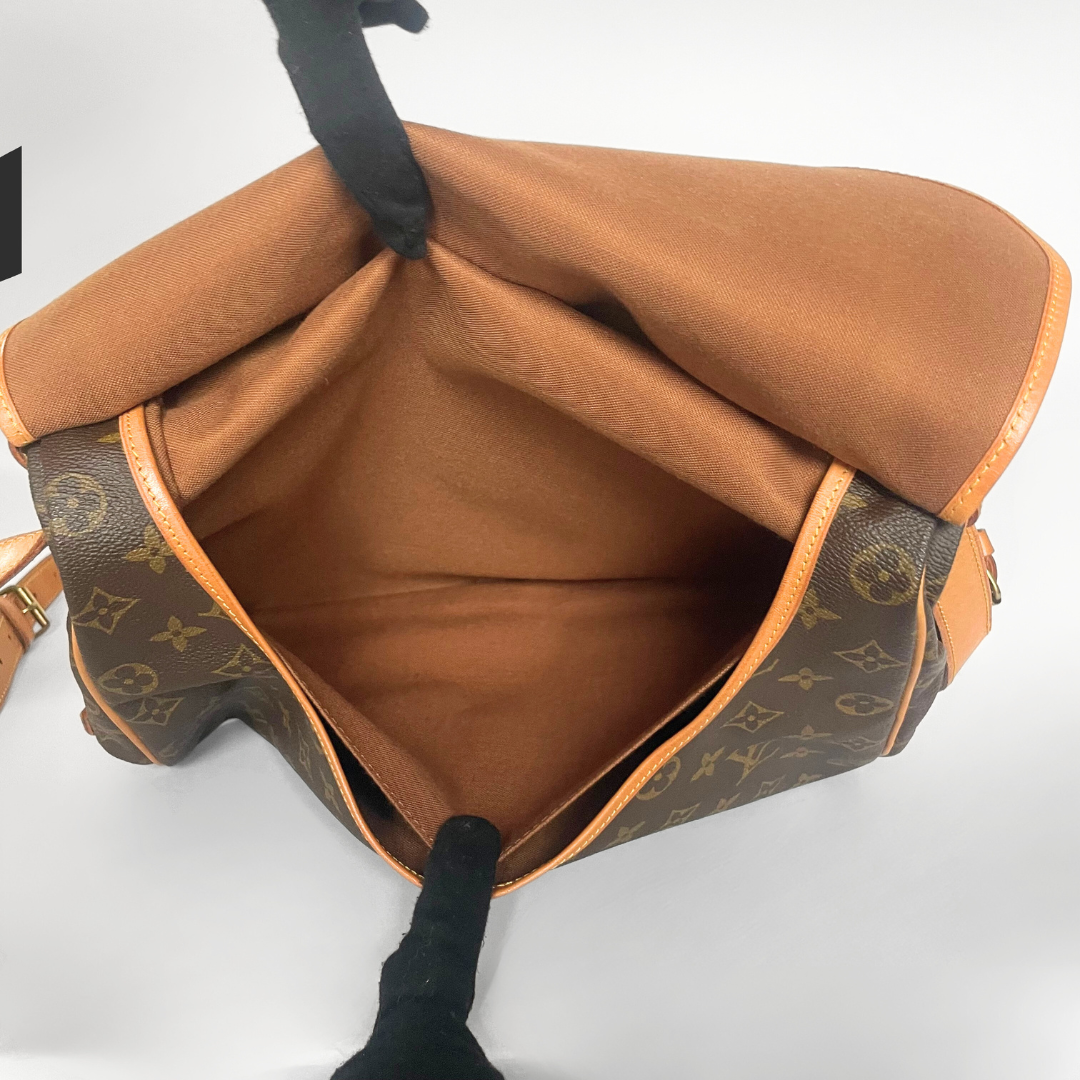Louis Vuitton Saumur 35 Monogram Canvas