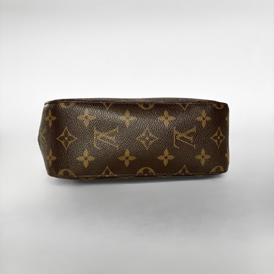 Louis Vuitton Spontini Monogram Canvas