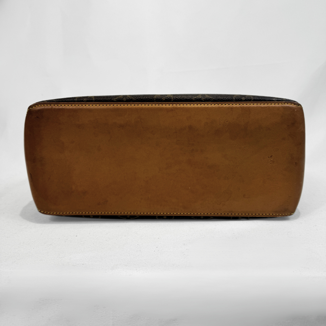 Louis Vuitton Cabas Piano on white background
