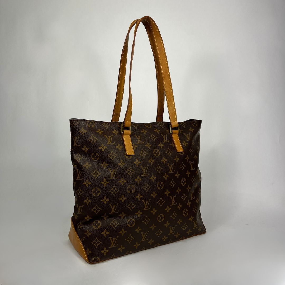 Louis Vuitton Cabas Mezzo on a white background